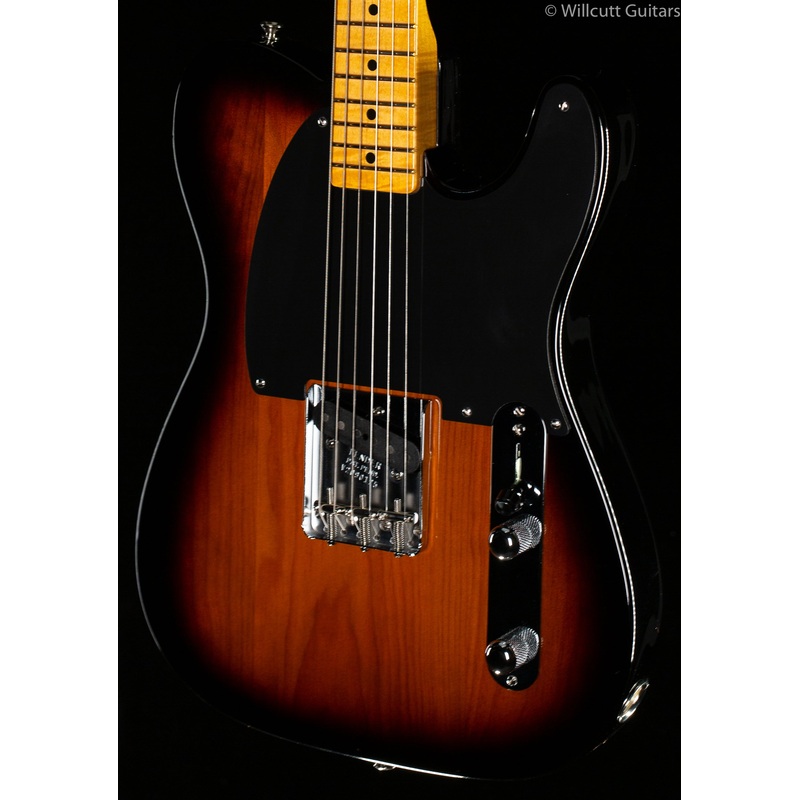 Fender 70th Anniversary Esquire 2-Color Sunburst Maple Fingerboard - ULT975560816647