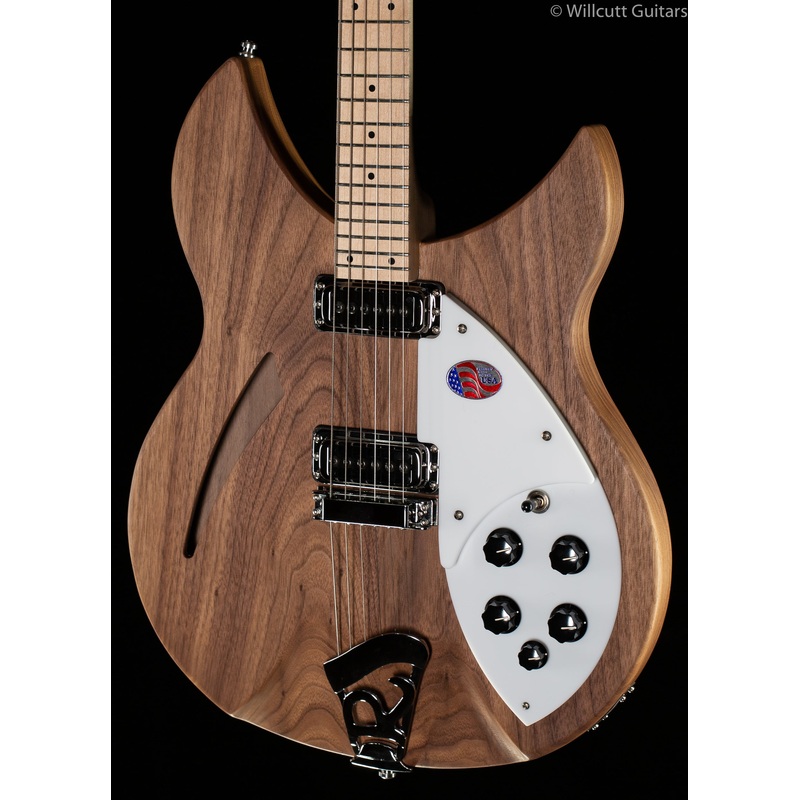 Rickenbacker 330W Walnut - ULT975560816494