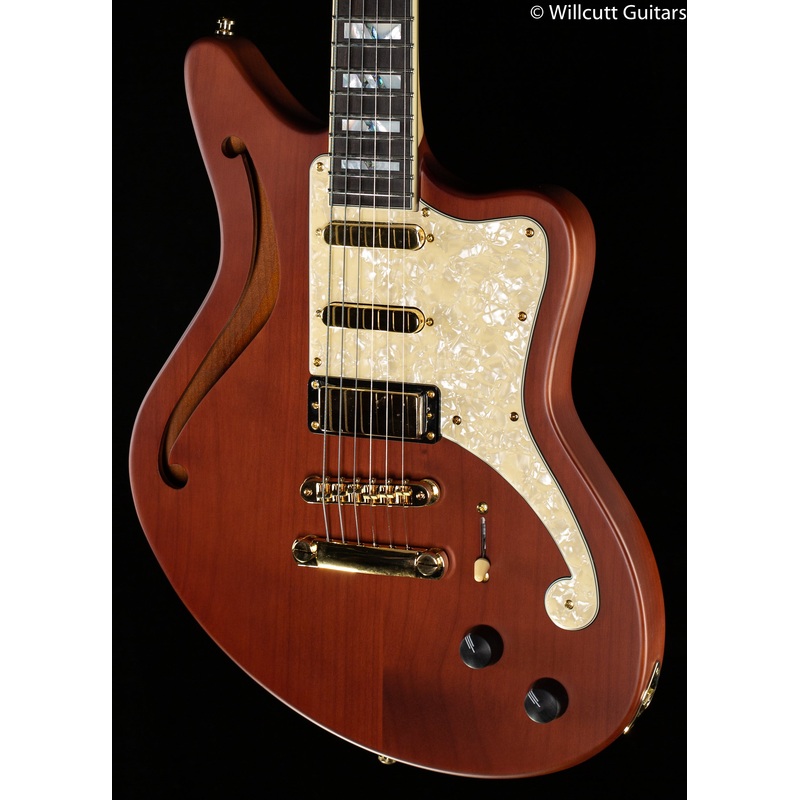 D'Angelico DELUXE BEDFORD SH LE MATTE WALNUT - ULT975560816289