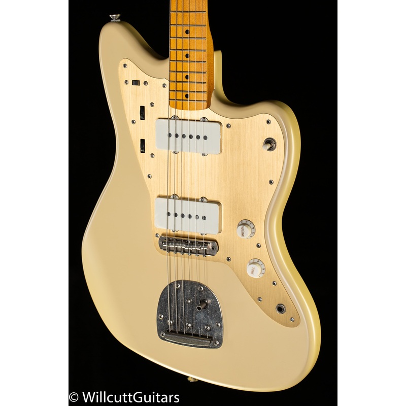 Squier 40th Anniversary Jazzmaster, Vintage Edition, Maple Fingerboard, Gold Anodized Pickguard, Satin Desert Sand (513) - ULT975560811379