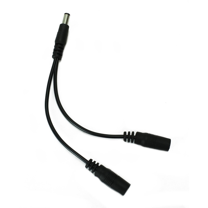 Voodoo Lab Output Splitter Adapter: 2.1mm Straight Barrel To Two 2.1mm Female -
