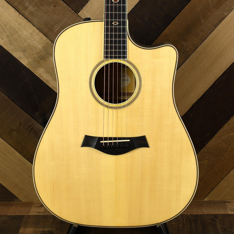 Taylor 2012 DNCE-FLTD Fall Limited Dreadnought OHSC - Used