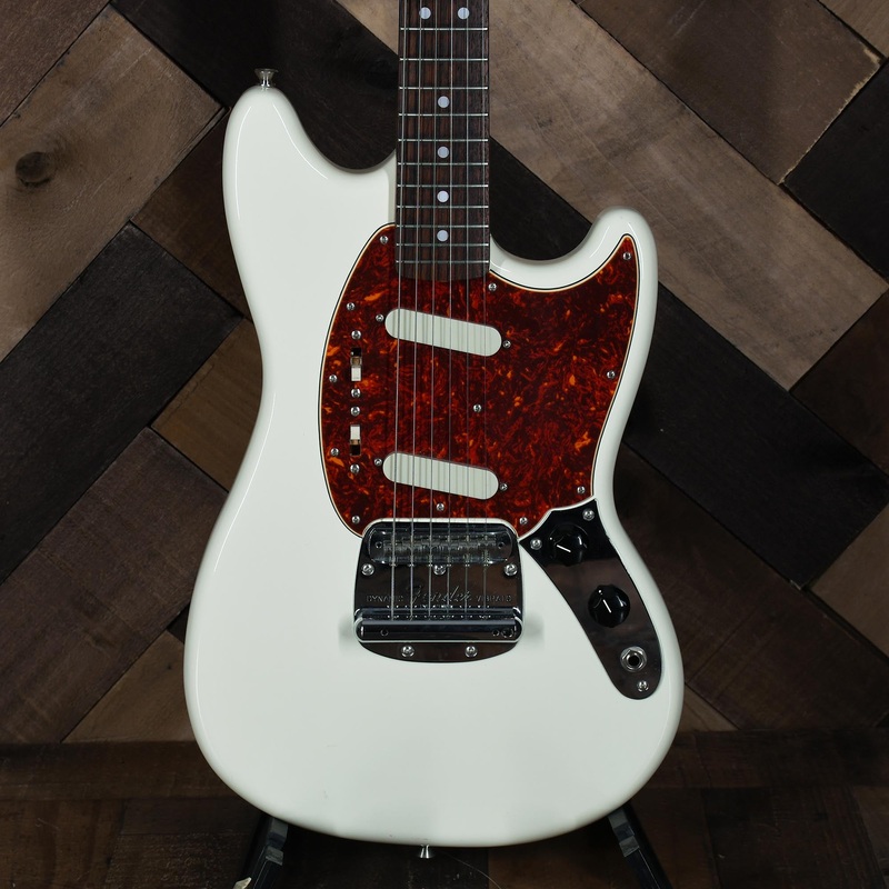 Fender 2005 Mustang White CIJ - Used