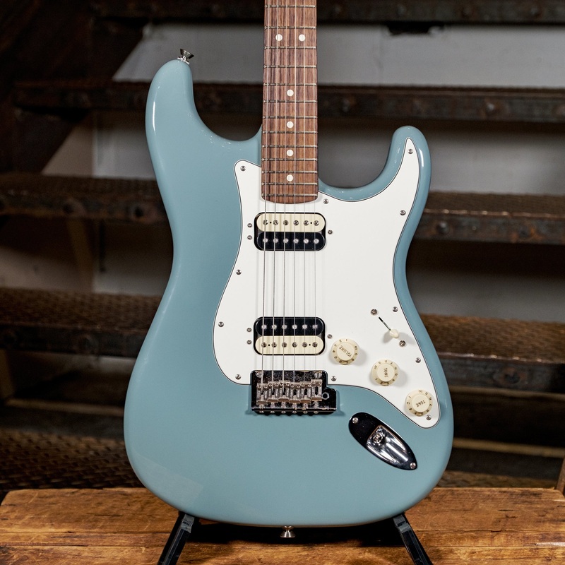 Fender 2017 Am Pro Stratocaster HH Shawbucker Sonic Grey With OHSC - Used