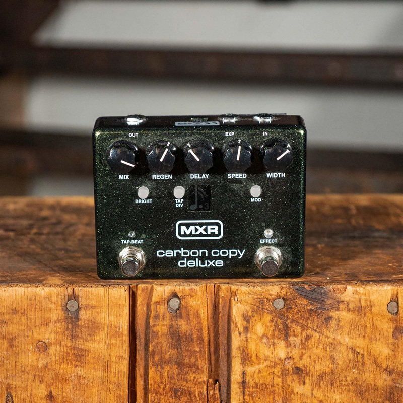 MXR Carbon Copy Deluxe Analog Delay - Used