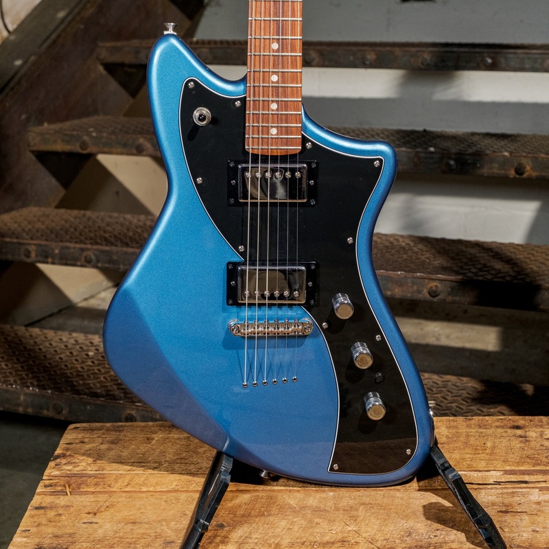 Fender Alternate Reality Meteora LP Blue With OGB - Used