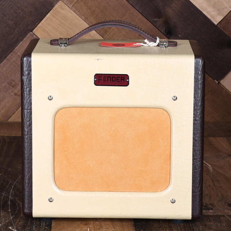 Fender 2014 Champion 600 5 Watt 1x6 Combo - Used