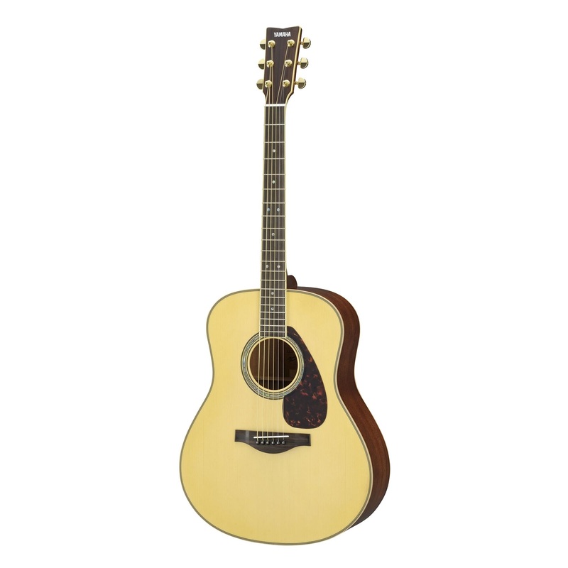 Yamaha Solid Spruce Mahogany Dreadnought With Hard Bag