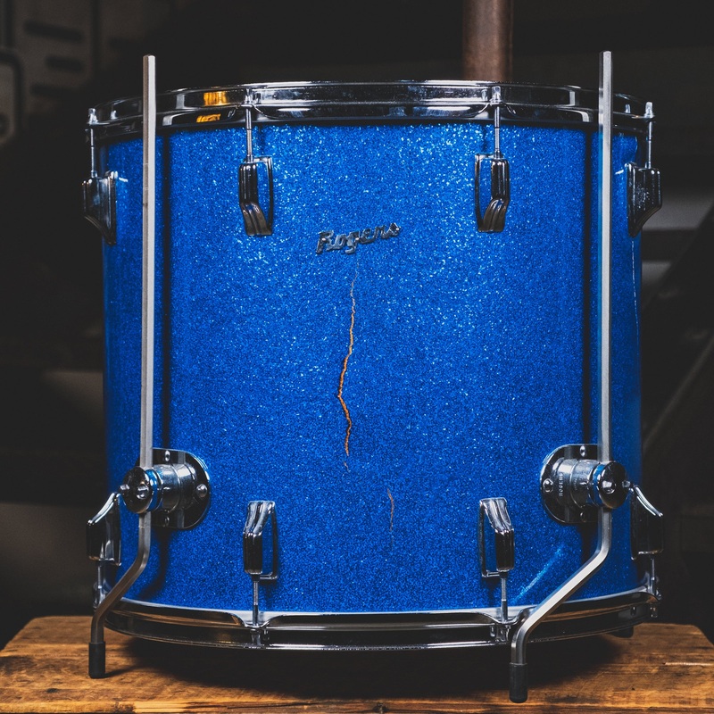 Rogers 16x18 Blue Sparkle Floor Tom - Used