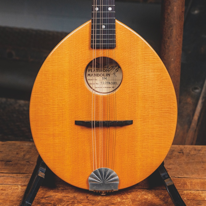 1991 Flatiron 1N Mandolin Natural W/ Hard Case - Use